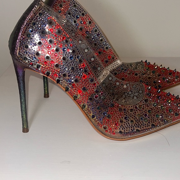 Steve Madden spoke hologram pump - Picture 5 of 7